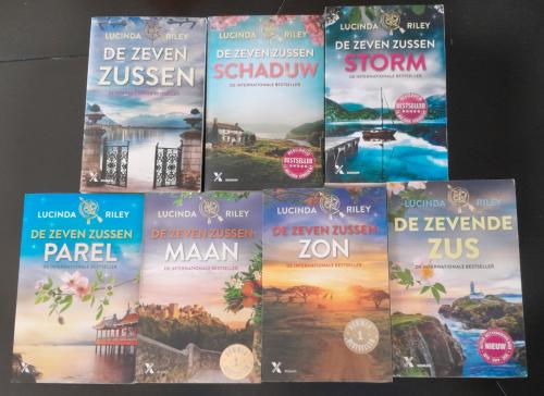 Serie De zeven zussen van Lucinda Riley.