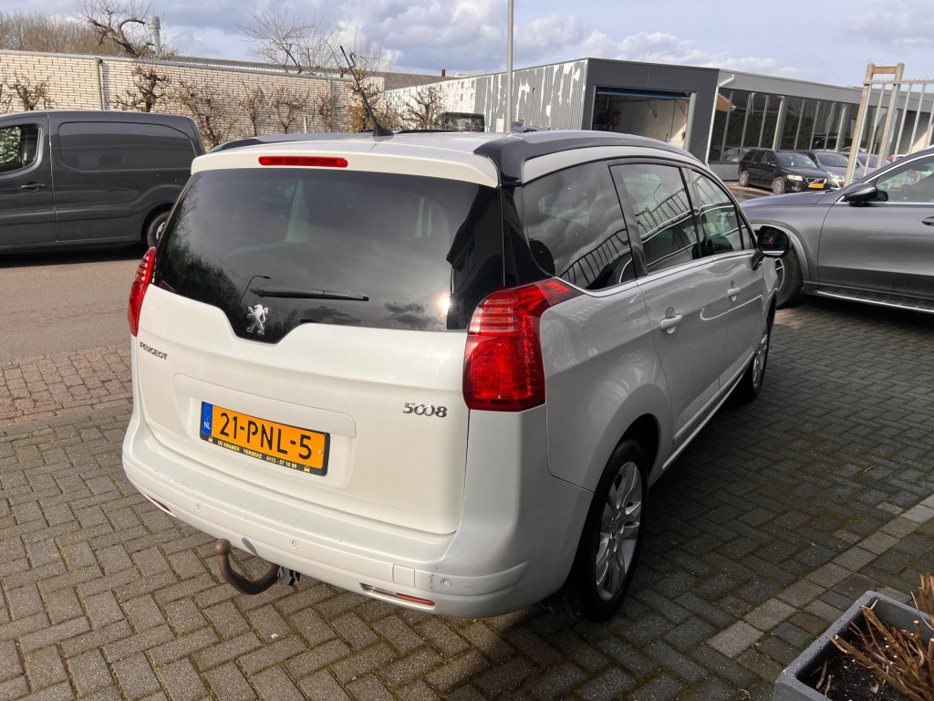 Peugeot 5008 1.6 thp gt 5p.