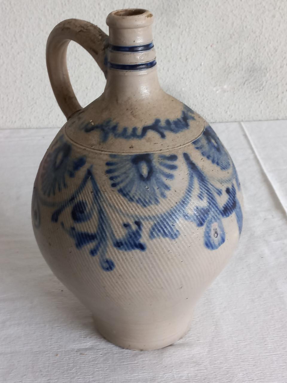 Aardewerk kruiken en vazen