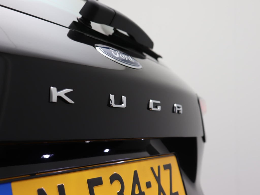 Ford Kuga 1.5 ecoboost st-line | navi | winterpakket | cruise control | lmv