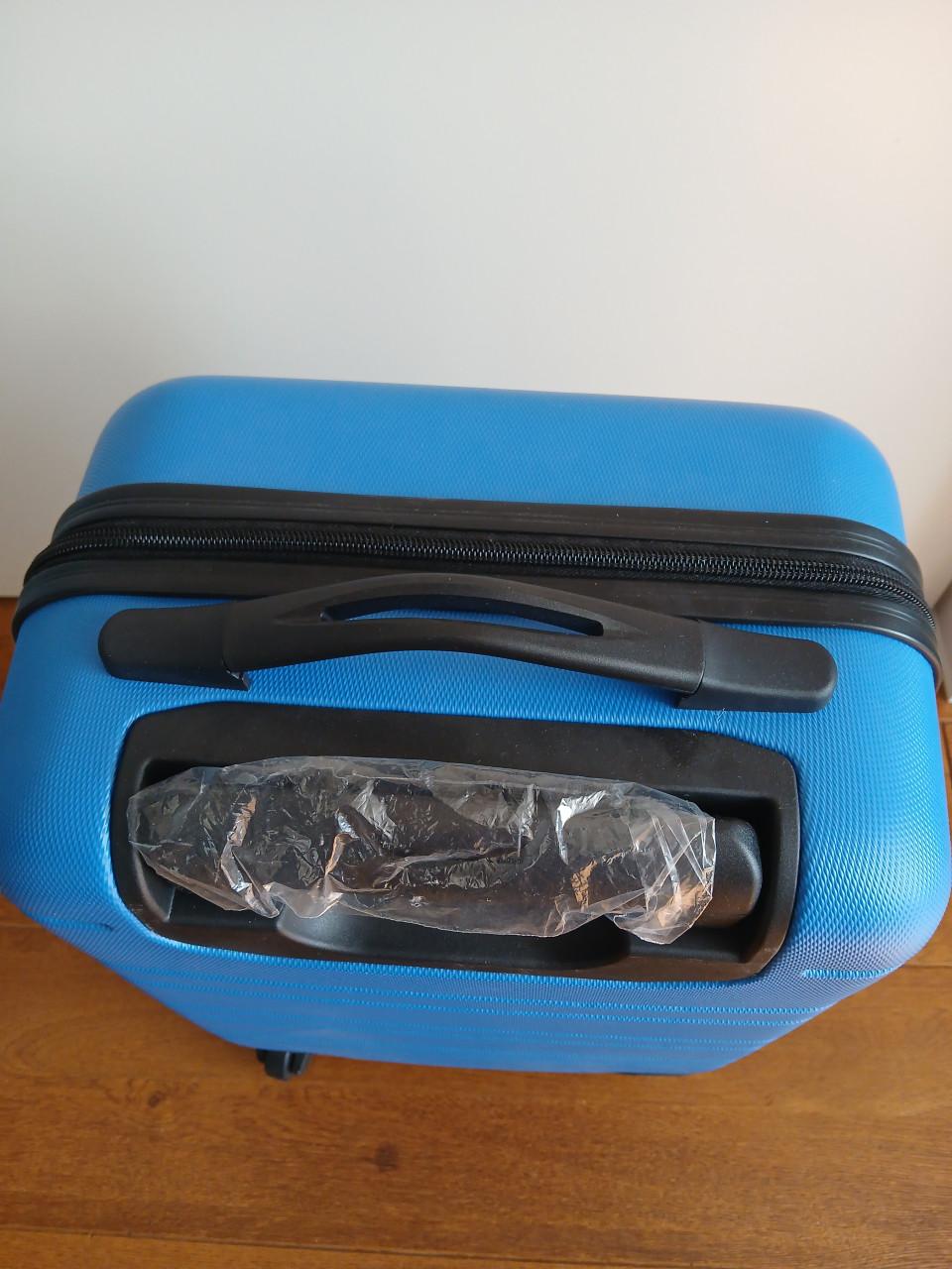 Koffer met 4 zwenkwieltjes