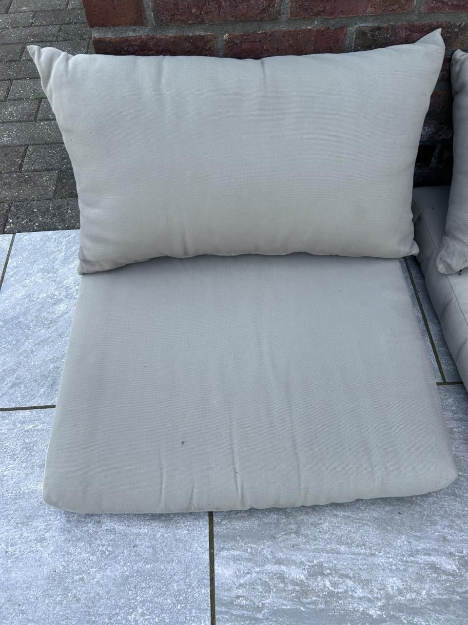 Kussens voor een loungeset