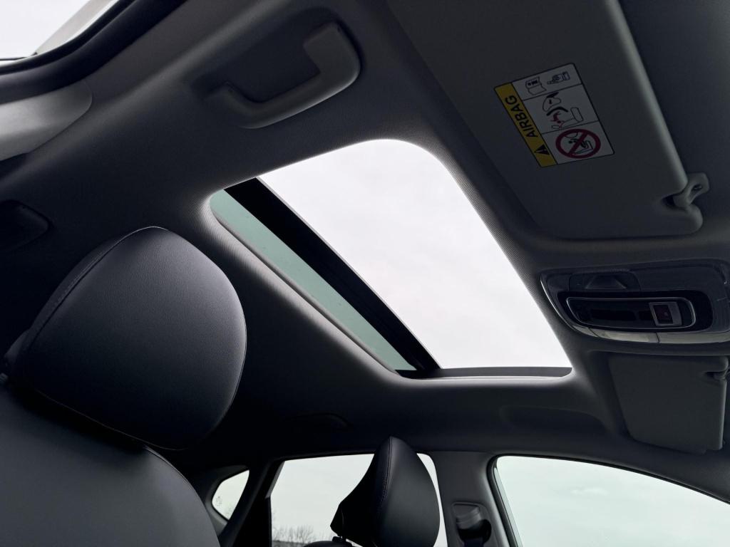 Hyundai Kona 1.6 gdi hev premium sky