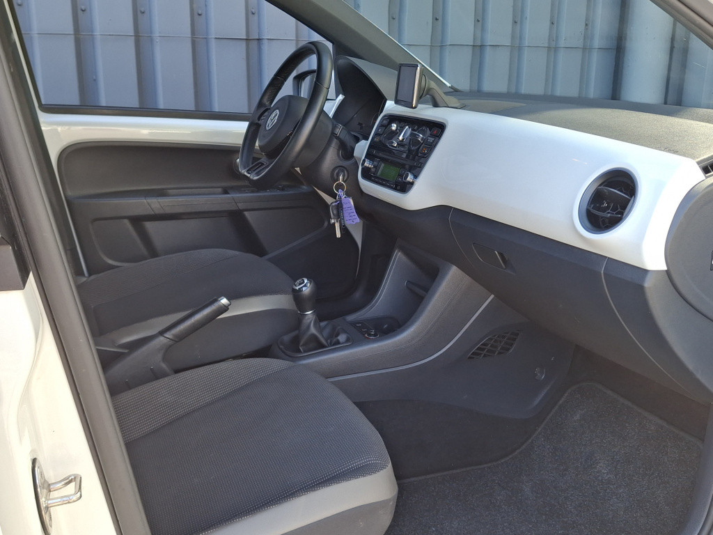 Volkswagen UP! 1.0 high up! bluemotion 5-deurs | stoelverwarming | navi | b