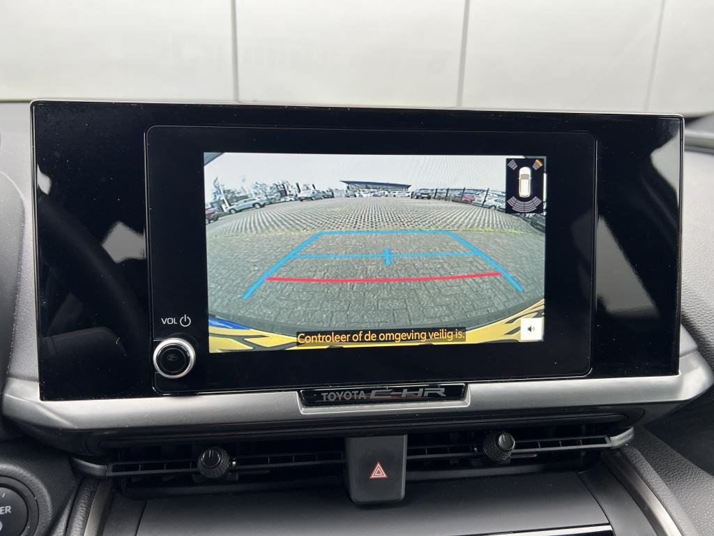 Toyota C-hr 1.8 hybrid 140 dyn