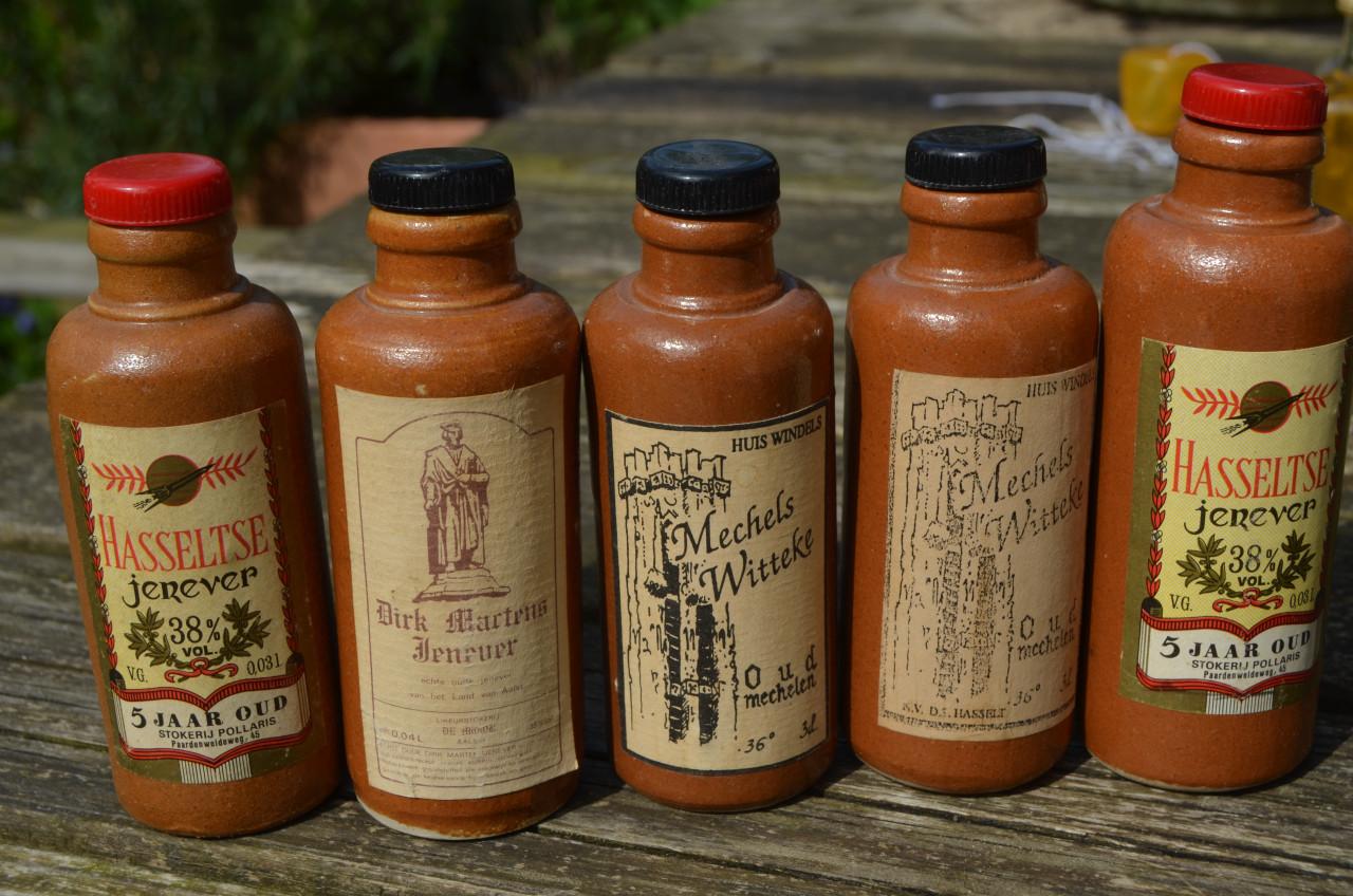 Diverse miniatuur flesjes meest Belgische jenever (5)
