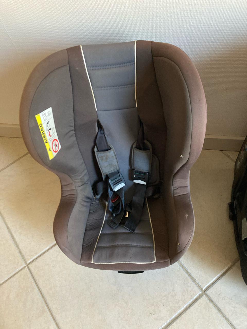 2 autostoeltjes