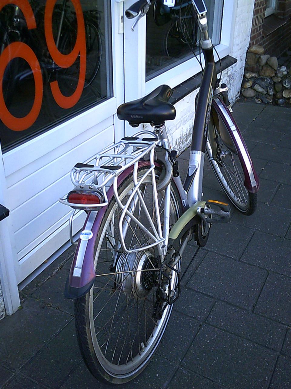 Gebruikte Batavus damesfiets 50cm verende zadelpen 7 versnellingen