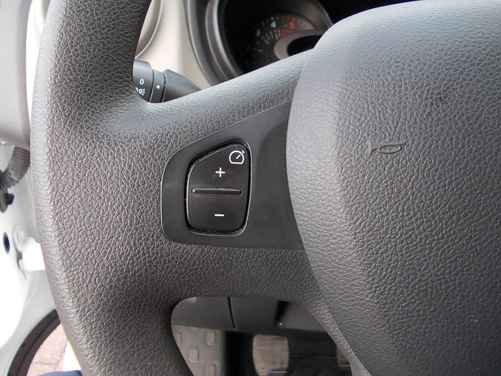 Renault Trafic 1.6 dci airco, navigatie, 3-zits, cr.control