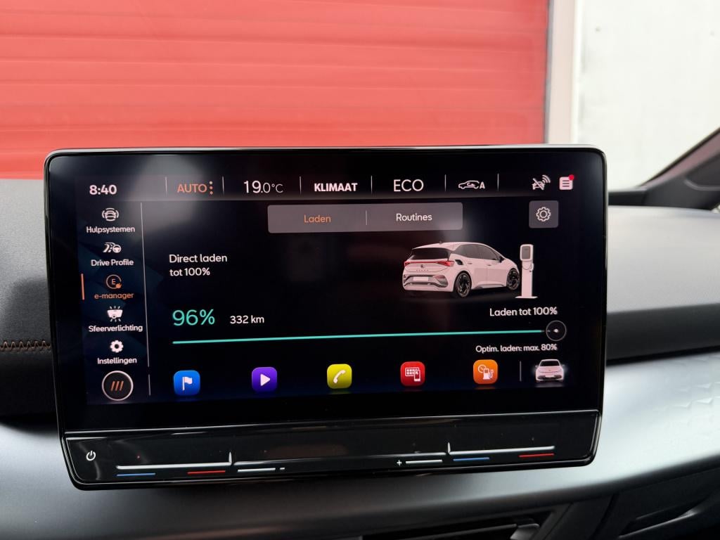 Cupra Born business one 62 kwh | carplay | pdc | rijklaar inclusief 1 jaar 