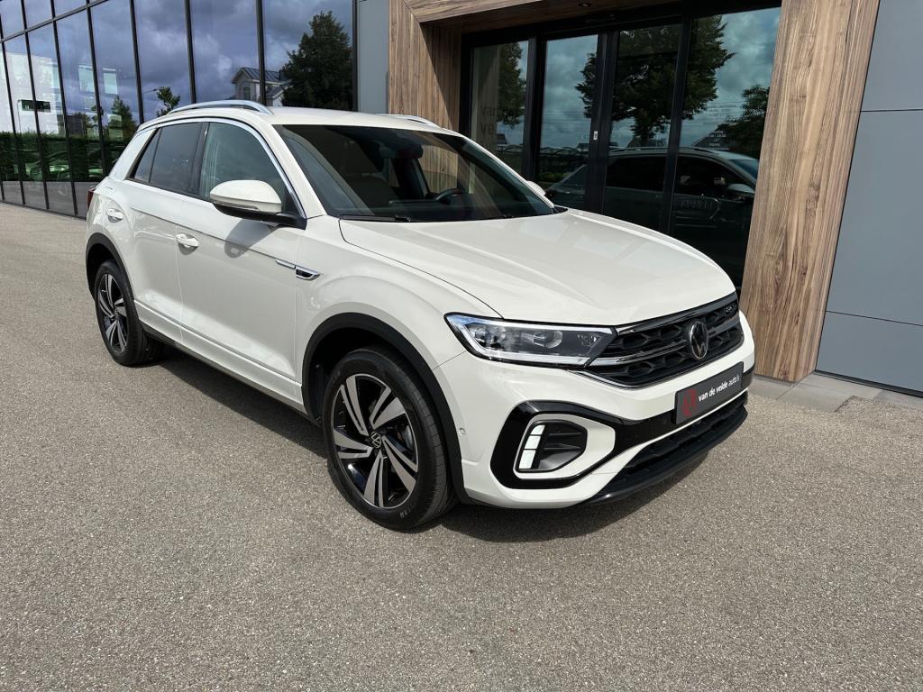 Volkswagen T-roc 1.5 tsi 150pk dsg r-line | trekhaak | camera | keyless | e