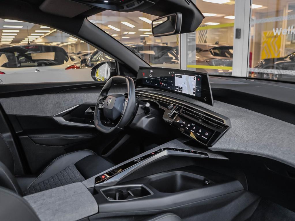 Peugeot 3008 1.2 hybrid 145pk allure automaat | 360 camera | stoel & stuurv