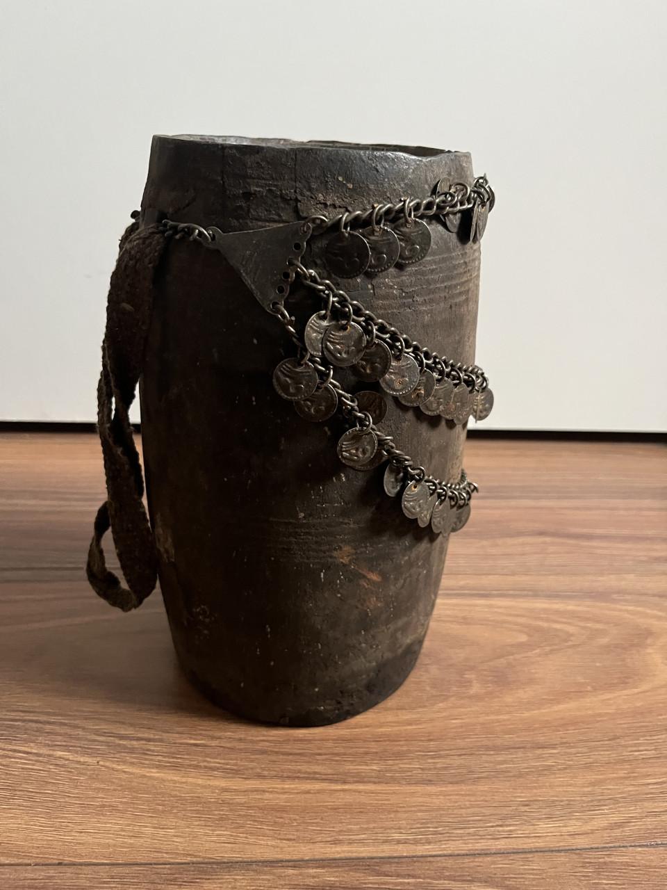 Nepalese pot met ketting 2