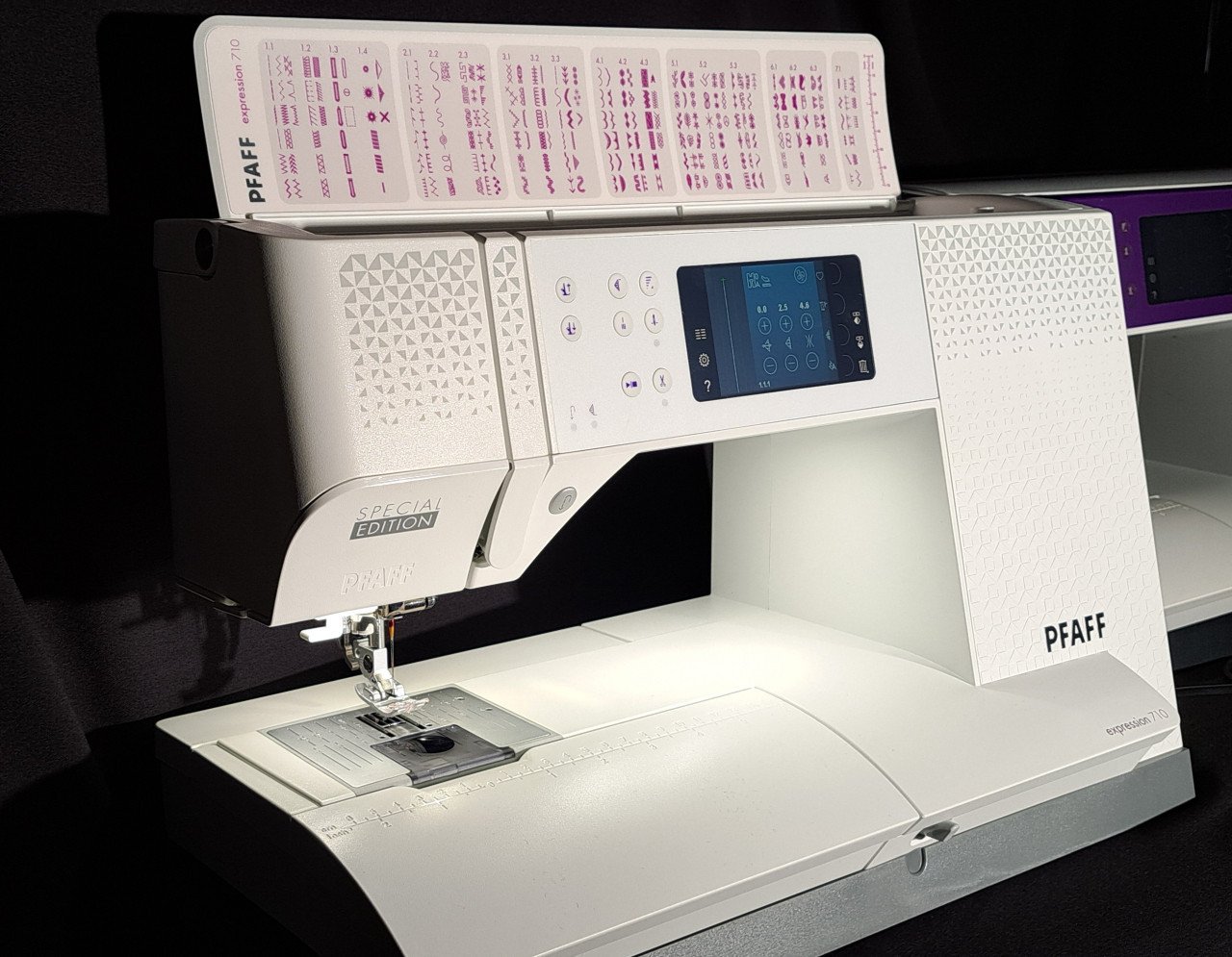 PFAFF special EDITION...mooi in 't wit!!