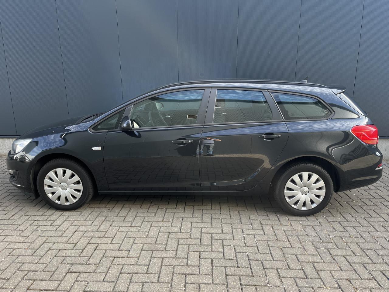Opel Astra Sports Tourer 1.4 Business +TREKHAAK,