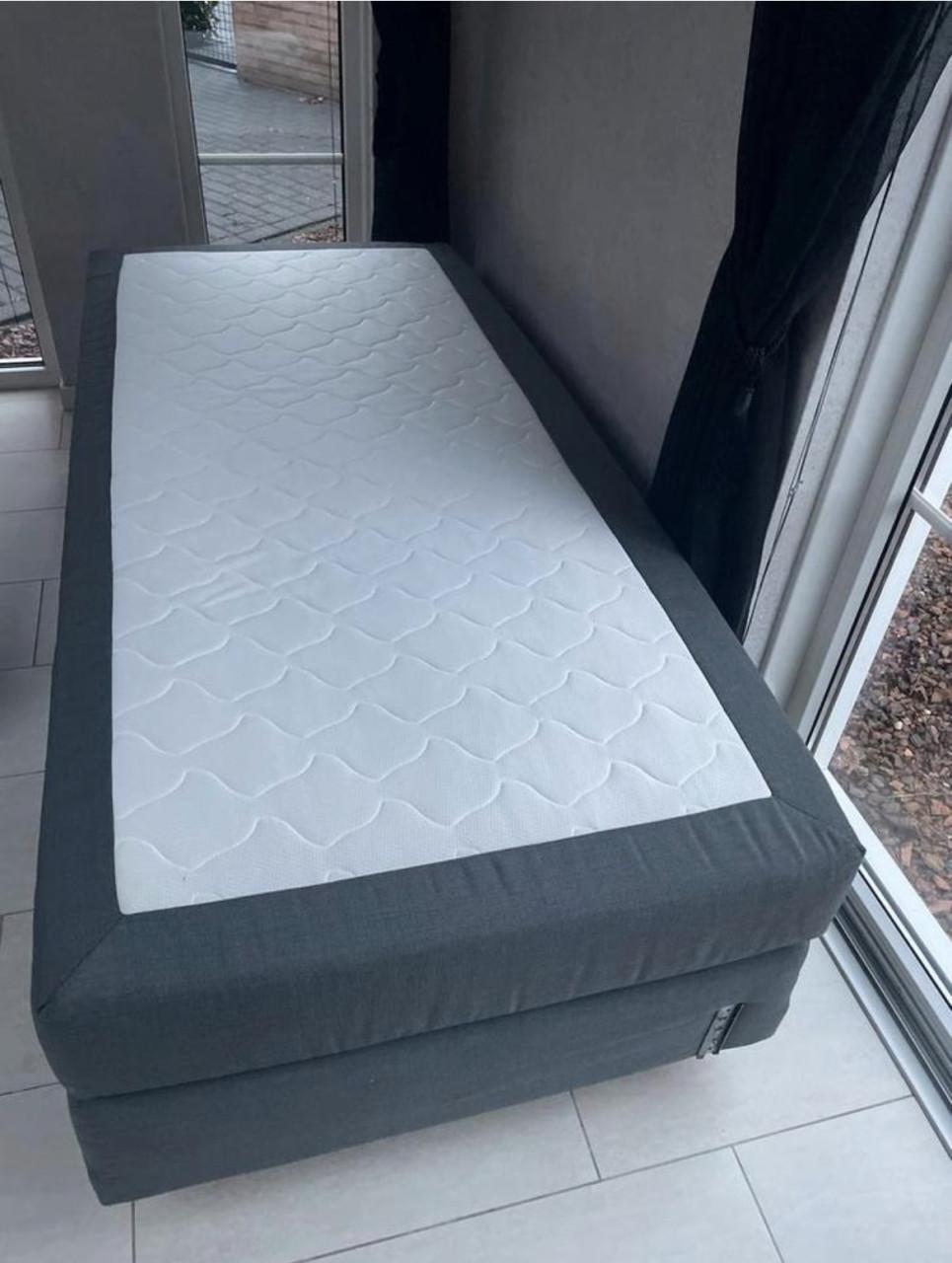 Eenpersoonsbed/boxspring