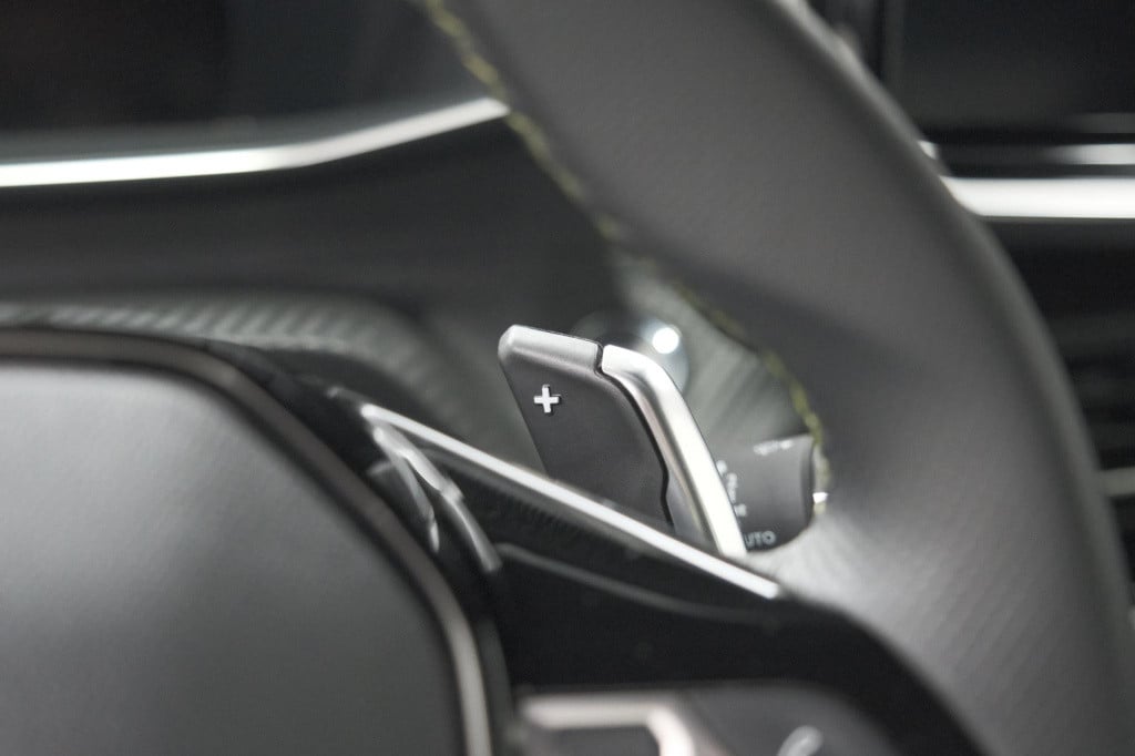 Peugeot 208 hybrid 136 e-dcs6 gt | 360 camera | adaptieve cruise control | 
