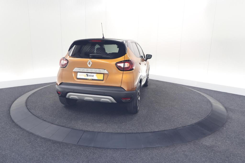 Renault Captur tce 90 intens | camera | dodehoekdetectie | navigatie | park