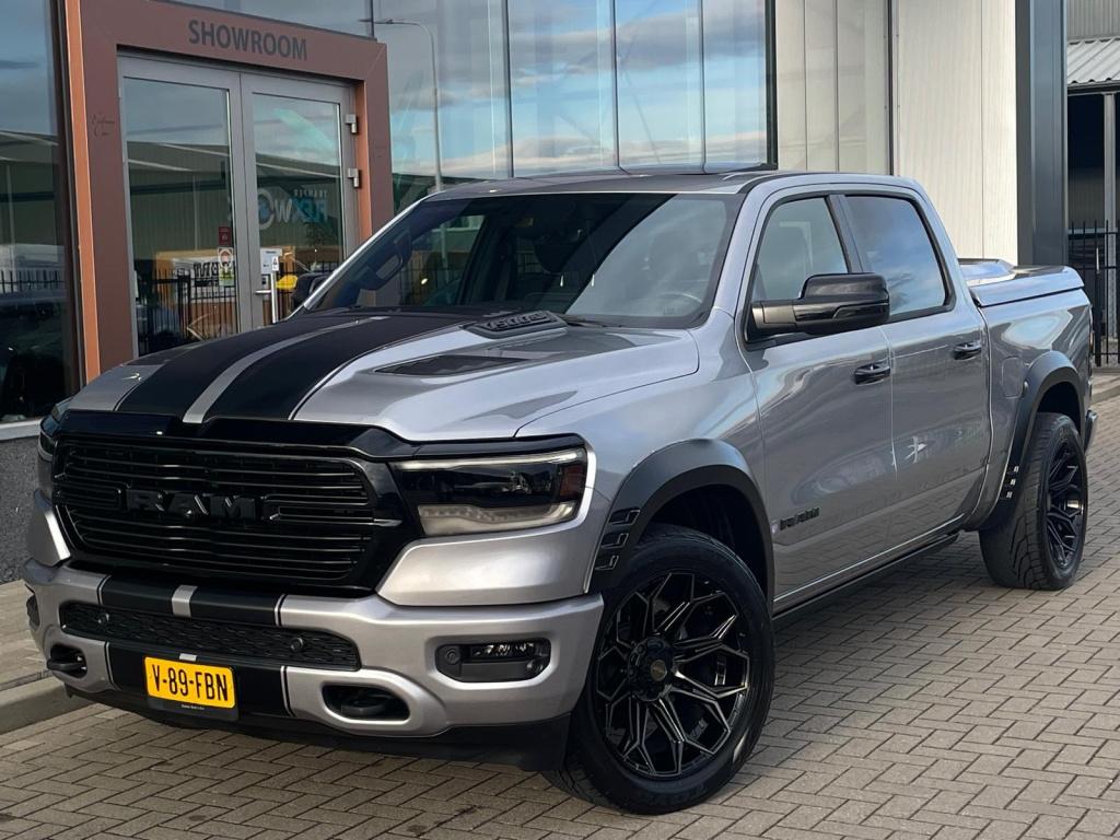 Dodge Ram 1500 5.7 v8 4x4 crew cab night edition alp | wide body | pano | 2
