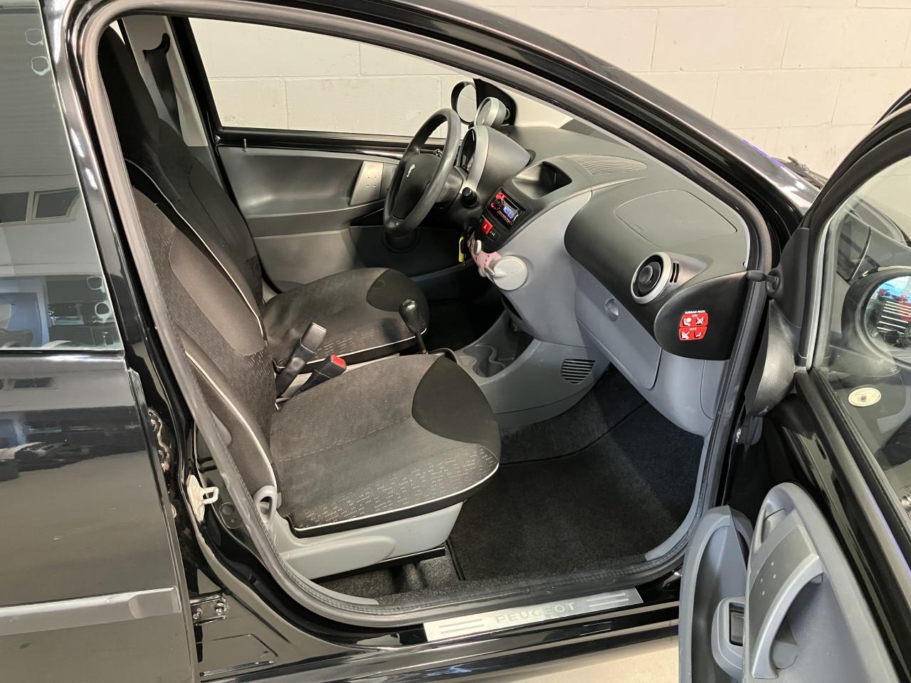 Peugeot 107 5drs met airco