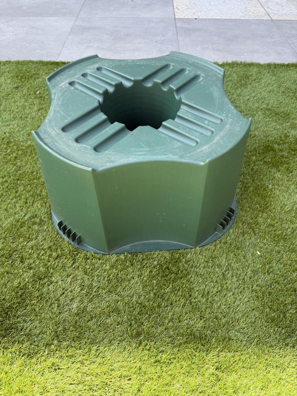 Groene Harcostar regenton standaard