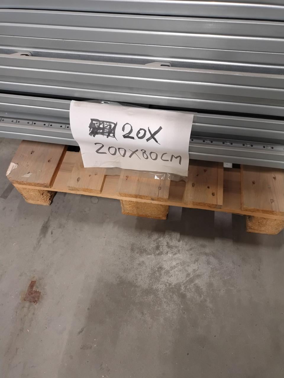 Stellingmateriaal / legboorden
