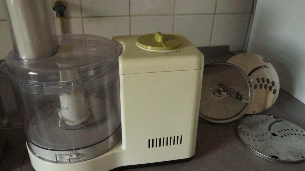 Braun huishoudmachine uit de jaren 70