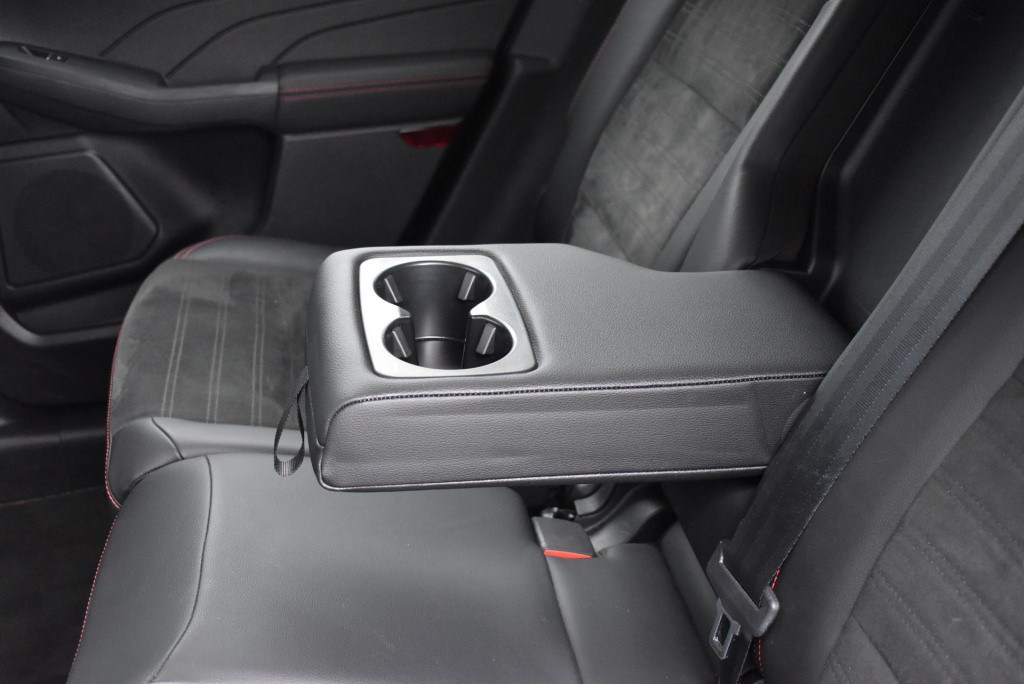 Ford Kuga 2.5 phev st-line x | climate control | adaptieve cruise control |