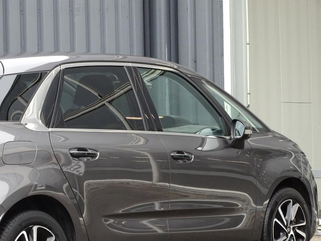 Citroen C4 Picasso 1.2 puretech shine automaat | camera | trekhaak