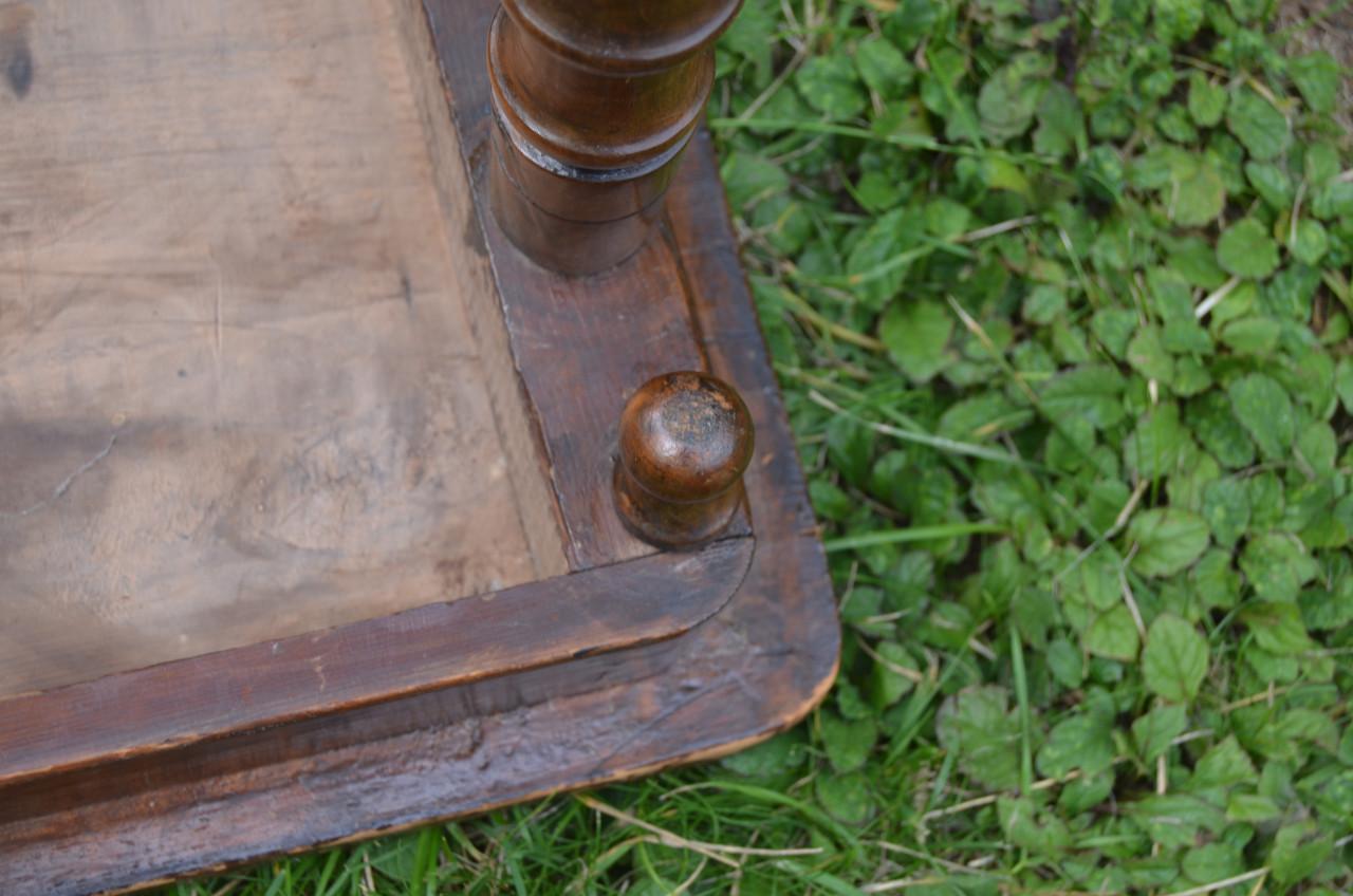 Antiek schaaktafeltje