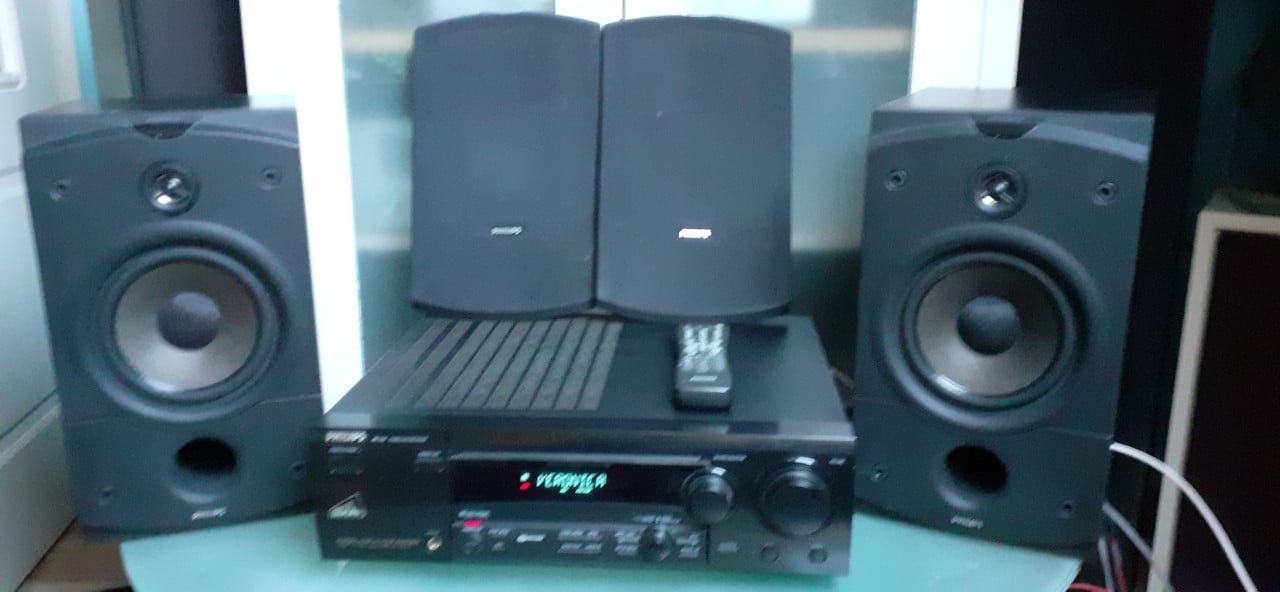 Stereo reciever philips FR 735 met boxen en afstandbediening