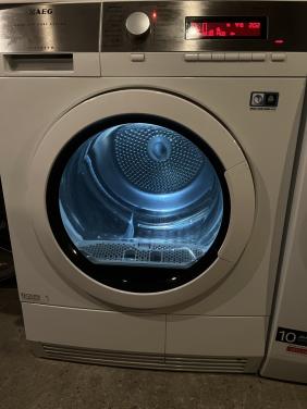 AEG T86597NIH warmtepomp A++ condens droge 9 kg. vulgewicht
