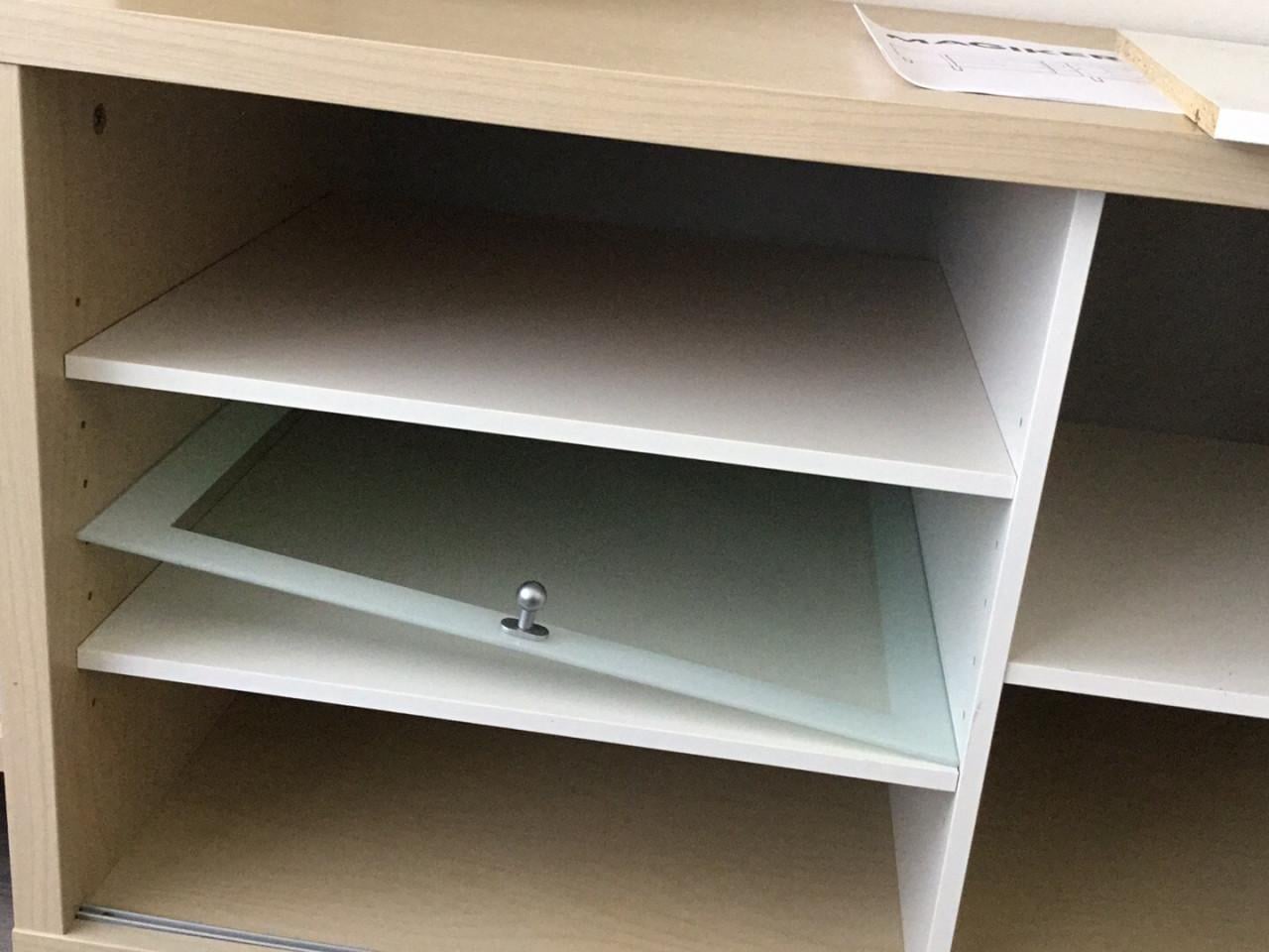 T.E.A.B. Mooi TV meubel Ikea, Magiker