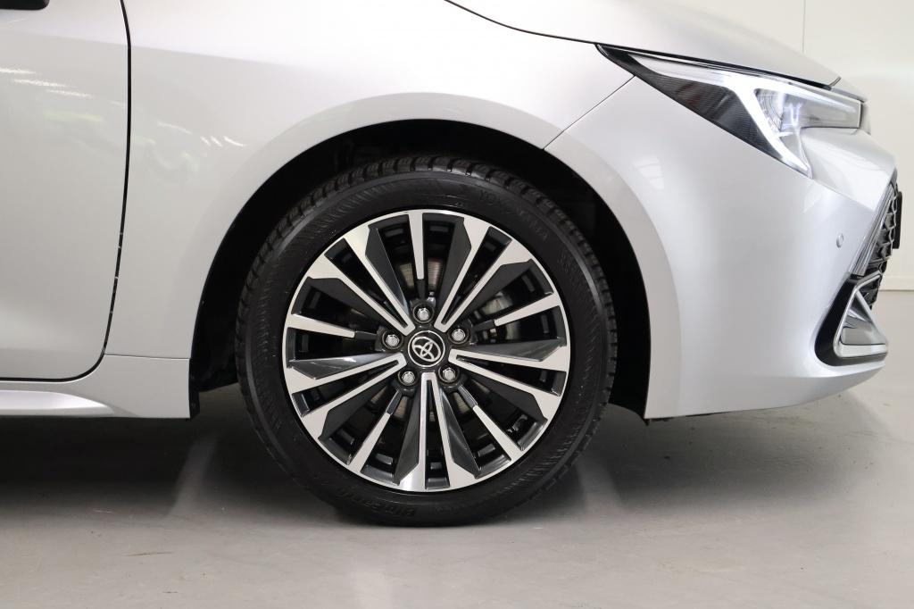 Toyota Corolla Touring Sports hybrid 140 dynamic
