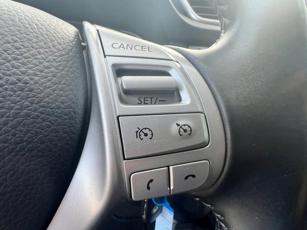 Nissan Qashqai 1.6 tekna, camera, trekhaak enz..