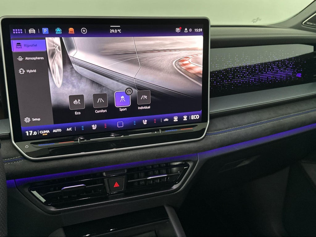 Volkswagen Tayron r-line-edition 1.5 ehybrid 200 kw / 272 pk suv 6 v