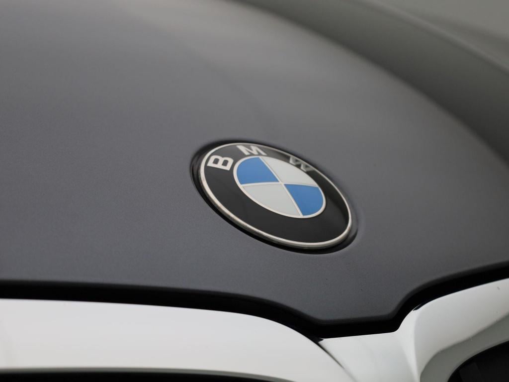 BMW 3-serie touring 330e edrive edition | automaat | lmv | leder | parkeer 