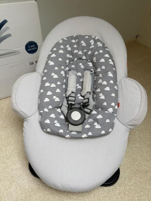 Stokke Steps Wipstoel Bouncer | Grey/ Grey clouds