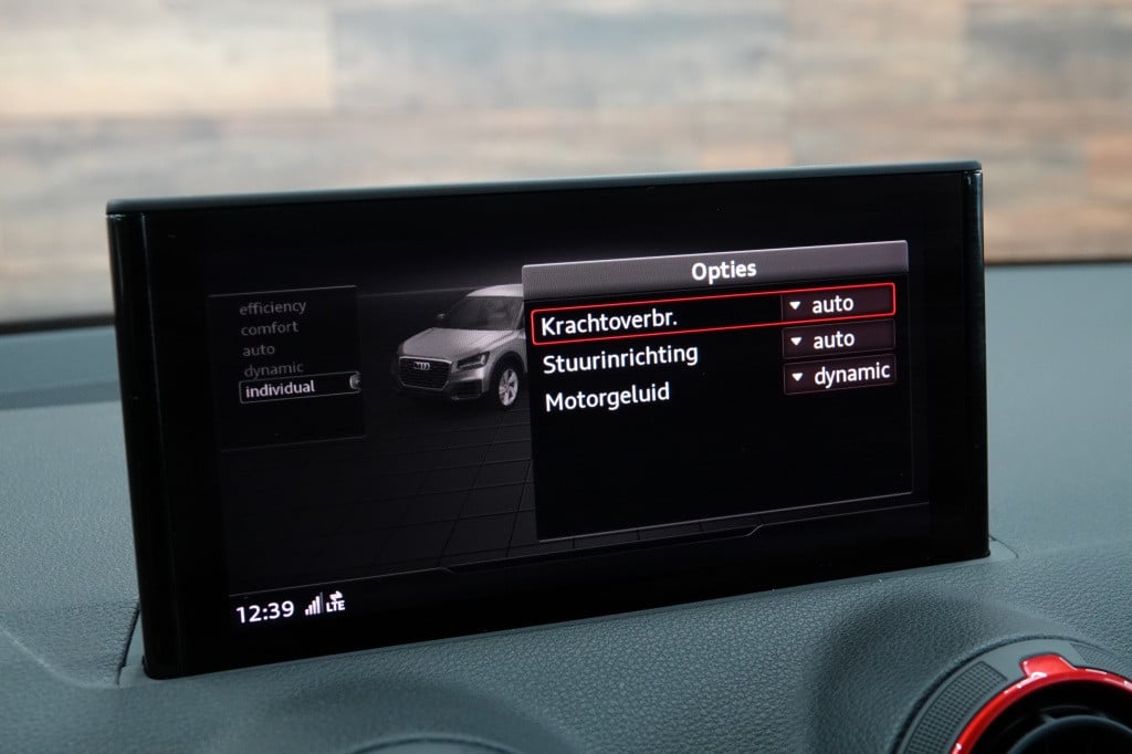 Audi Q2 sq2 2.0 tfsi quattro | 450 pk | pano | led | camera |