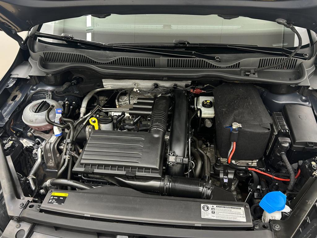 Volkswagen Golf Sportsvan occasion 1.4 tsi highline | zwart | tweedehands v