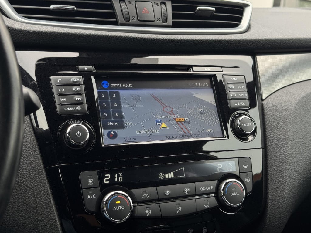 Nissan Qashqai 1.2 tekna + automaat, meest luxe uitvoering!