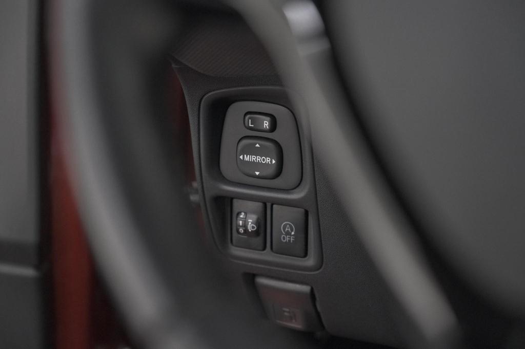 Peugeot 108 1.0 e-vti allure | camera | climate control | dab+ | 15 inch li
