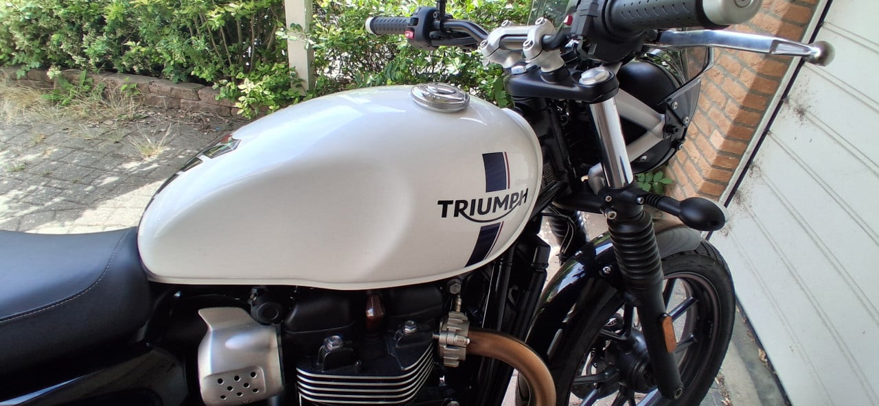 Schitterende Triumph Street Twin 900