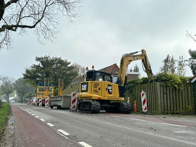 TE HUUR: minigravers, minishovels, etc