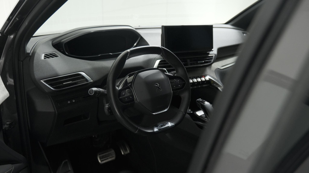Peugeot 3008 1.6 puretech 180 eat8 gt | trekhaak | camera | dodehoekdetecti