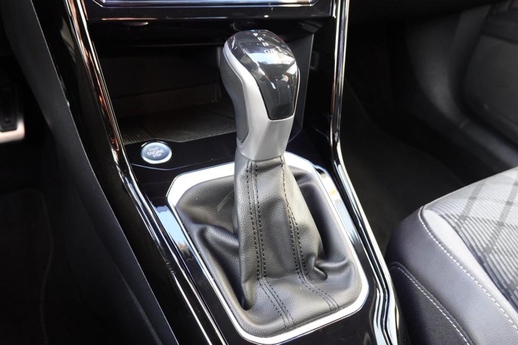 Volkswagen T-roc 1.5 tsi r-line edition