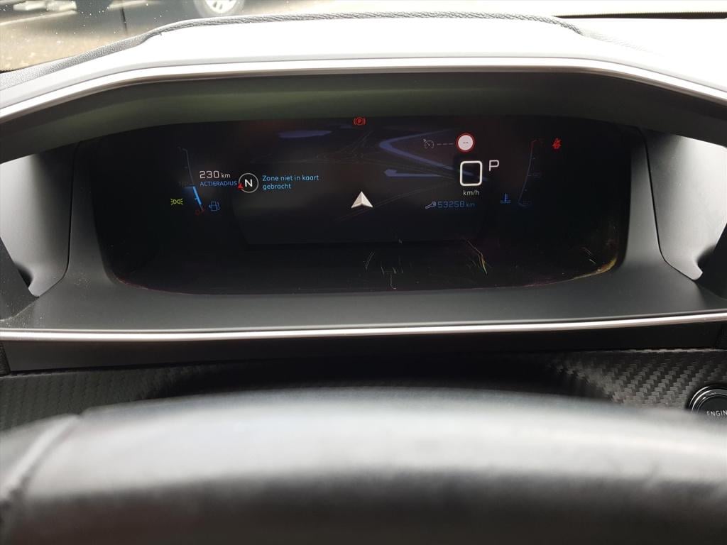 Peugeot 208 allure 1.2 pt-130pk automaat (eat8) navigatie | cruise & climat
