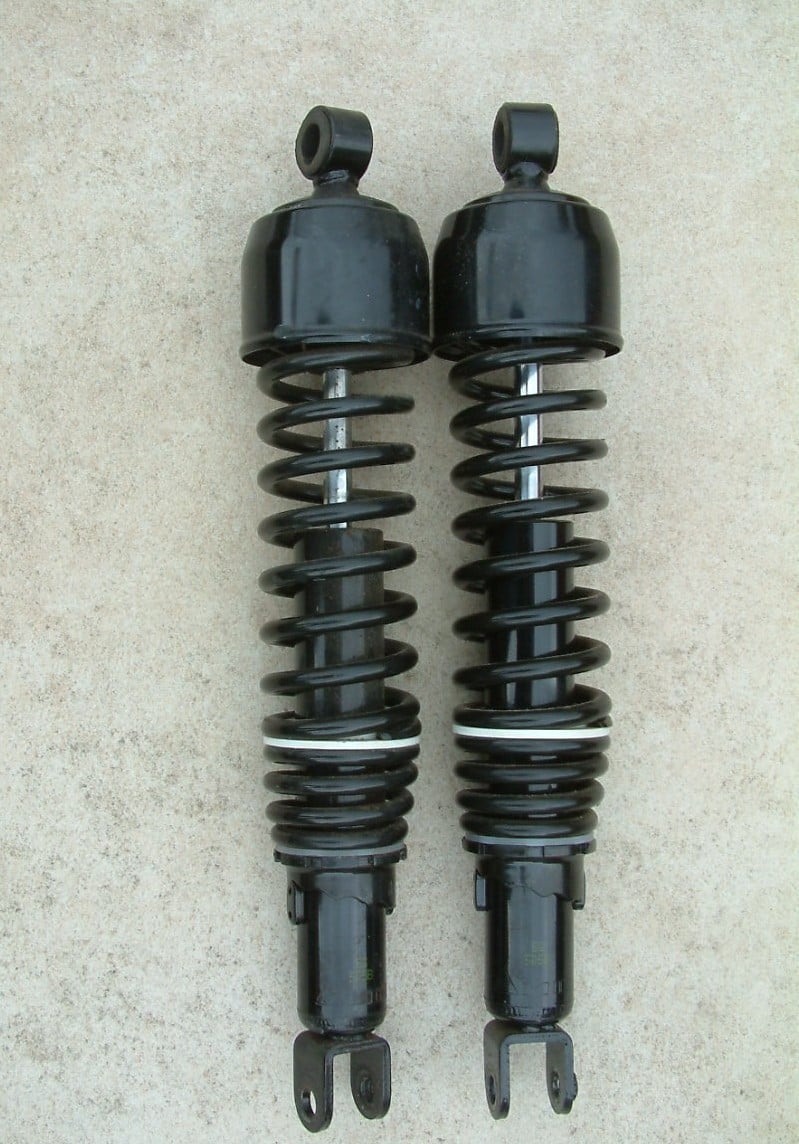 Schokbrekers  koni en andere  34 en 36 cm h o h