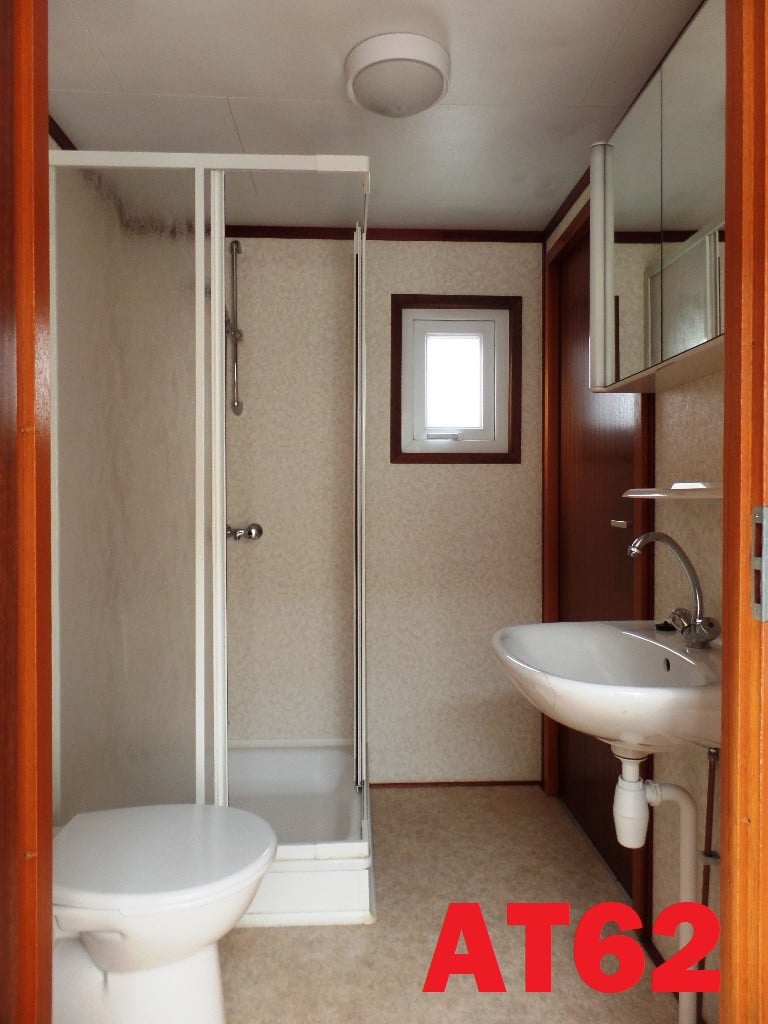 Onderhoudsvrij ZARO chalet met dubbel glas en 2 slaapkamers te koop