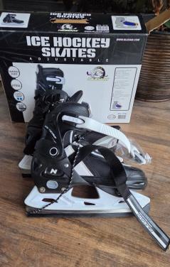 ❄️IJshockey Schaatsen Nijdam verstelbaar, geschikt voor maat 33 t/m 36. .